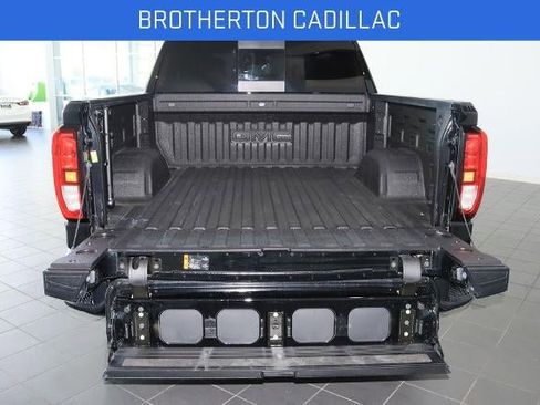 Certified 2025 GMC Sierra 1500 Elevation w/ Elevation Premium Package image 9