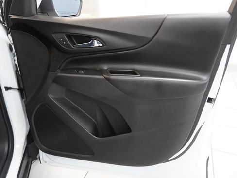Used 2020 Chevrolet Equinox LT w/ Driver Convenience Package FWD image 34