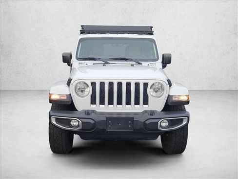 Used 2018 Jeep Wrangler Unlimited Sahara AWD/4WD image 2