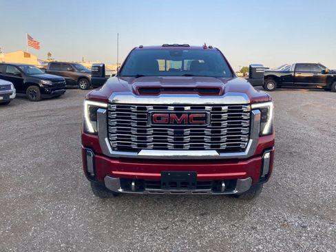 Used 2024 GMC Sierra 2500 Denali w/ Denali Reserve Package AWD/4WD image 10