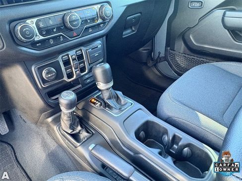 Certified 2024 Jeep Wrangler Sport S image 12