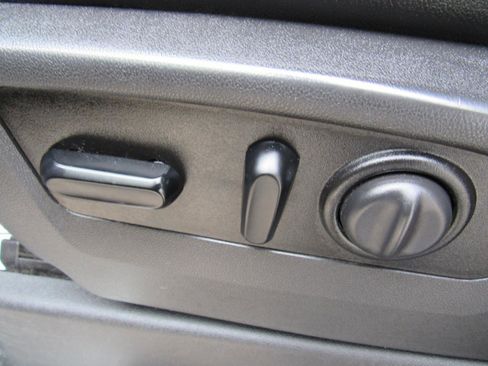 Used 2020 Chevrolet Silverado 1500 LT w/ All-Star Edition image 10