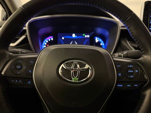 Used 2022 Toyota Corolla XLE FWD image 11