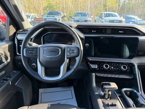 Certified 2025 GMC Sierra 1500 Denali AWD/4WD image 19