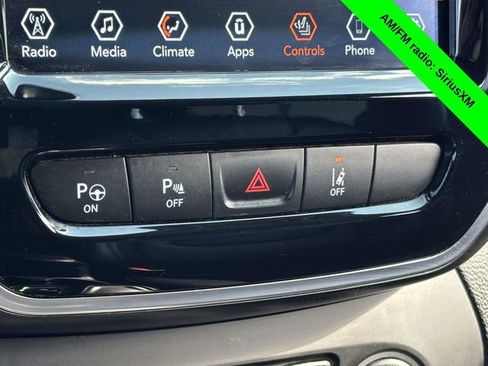 Used 2021 Jeep Cherokee Limited w/ Mopar Interior Package image 21