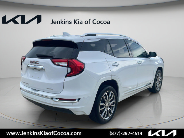 Used 2023 GMC Terrain Denali AWD/4WD image 5
