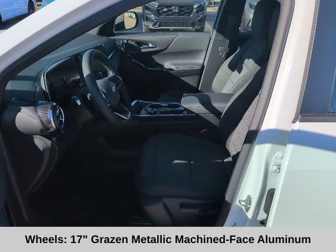 New 2026 Chevrolet Equinox LT image 12