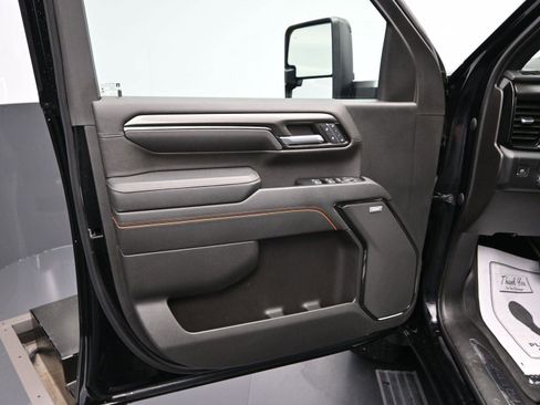 Used 2024 GMC Sierra 3500 AT4 w/ Technology Package image 21