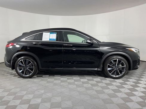 Used 2024 INFINITI QX55 Essential image 8