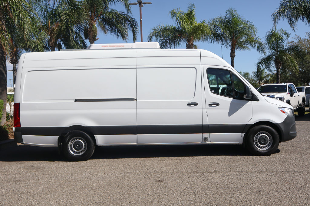 Used 2022 Mercedes-Benz Sprinter 2500 image 10
