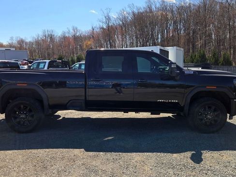 Used 2024 GMC Sierra 3500 AT4 w/ AT4 Preferred Package image 2