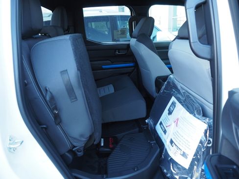 New 2025 Toyota Tacoma TRD Sport image 17