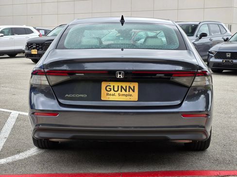Used 2025 Honda Accord SE image 5