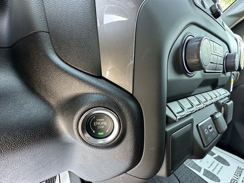 New 2025 Chevrolet Silverado 1500 Custom image 28