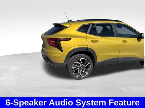 Used 2024 Chevrolet Trax RS w/ Driver Confidence Package image 8