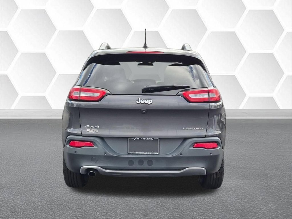 Used 2018 Jeep Cherokee Limited AWD/4WD image 4