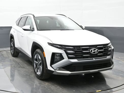 Used 2025 Hyundai Tucson SEL image 2