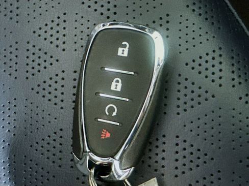 Used 2023 Chevrolet Bolt EUV Premier w/ Sun & Sound Package image 36