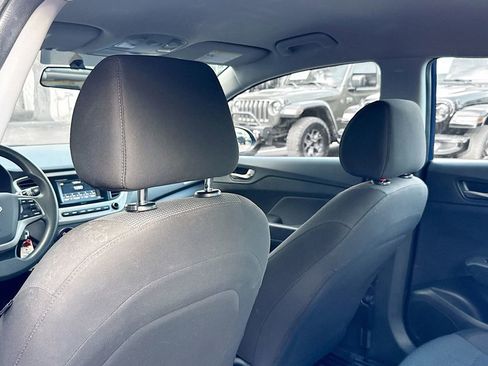 Used 2020 Hyundai Accent SE image 28