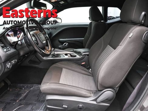 Used 2023 Dodge Challenger SXT image 14