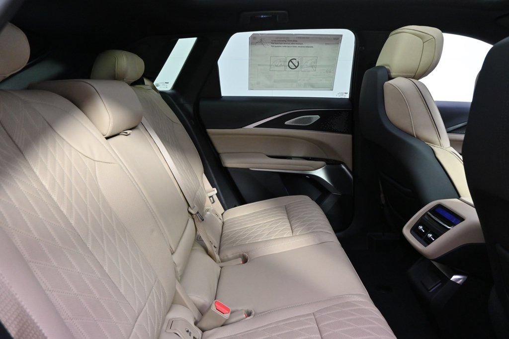 New 2025 Cadillac Lyriq Sport w/ Nappa Leather Package AWD/4WD image 17