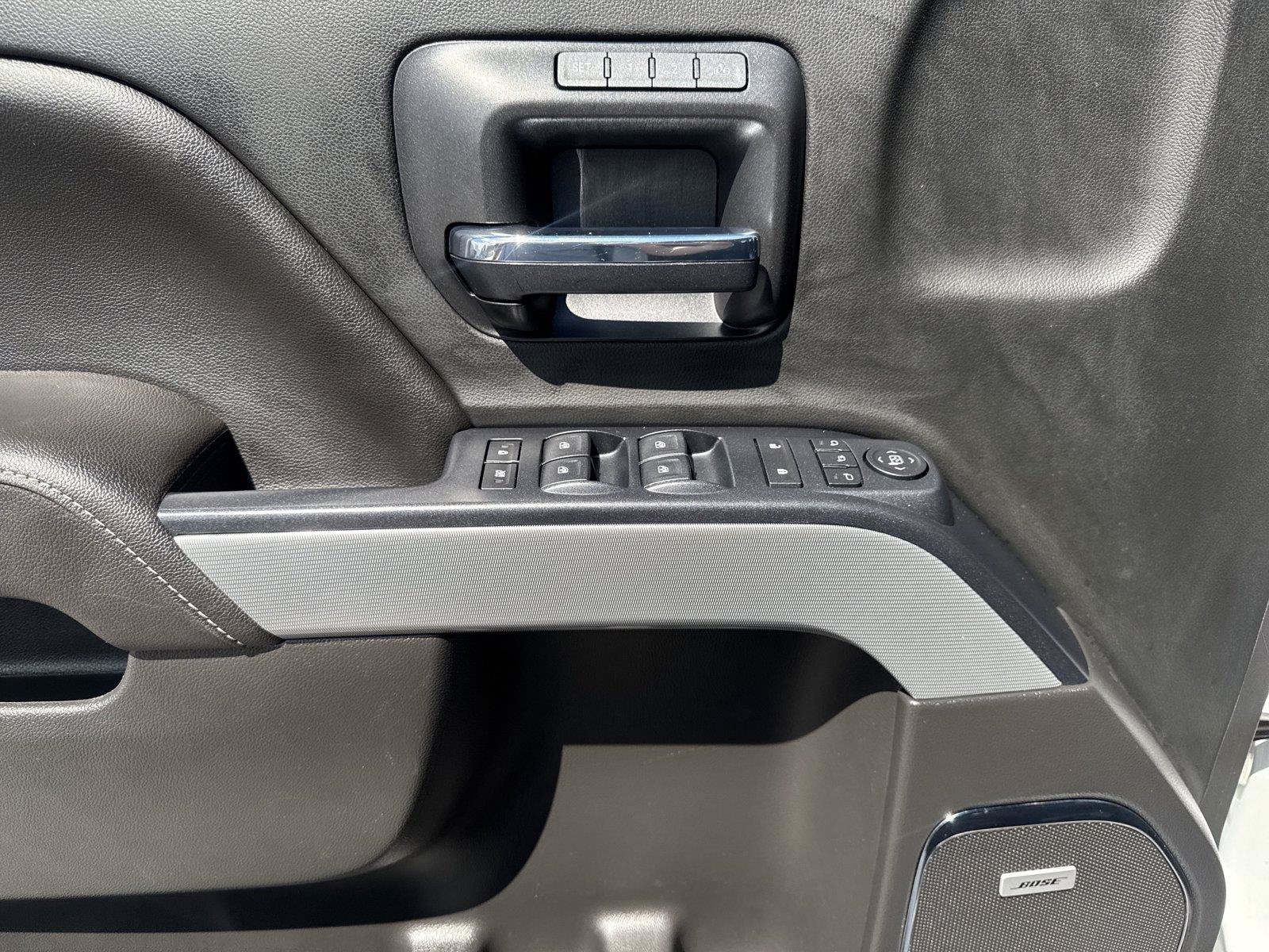 Used 2018 Chevrolet Silverado 1500 LTZ Z71 w/ LTZ Plus Package AWD/4WD image 16