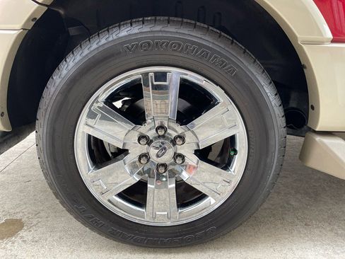 Used 2008 Ford Expedition EL Eddie Bauer image 19