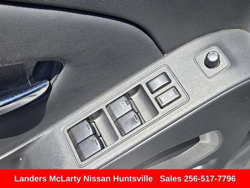 Used 2024 Nissan Frontier SL w/ Technology Package RWD image 23