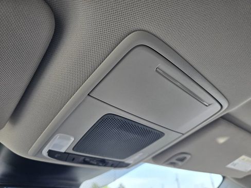 Certified 2025 Honda Pilot EX-L image 24