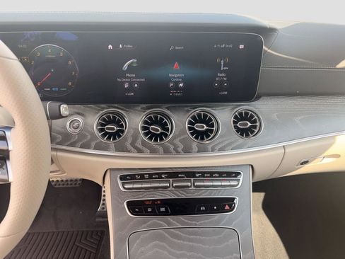 Used 2021 Mercedes-Benz E 450 4MATIC Cabriolet image 16