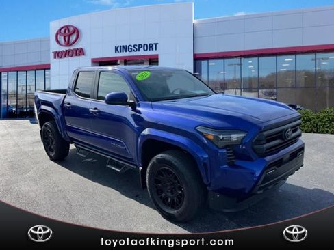 Certified 2025 Toyota Tacoma SR5 image 7