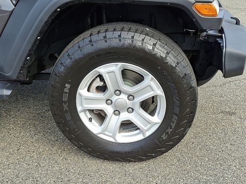 Certified 2022 Jeep Wrangler Unlimited Sport AWD/4WD image 17