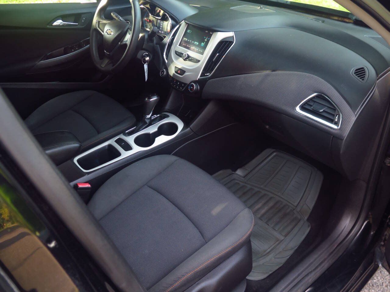 Used 2016 Chevrolet Cruze LS FWD image 15