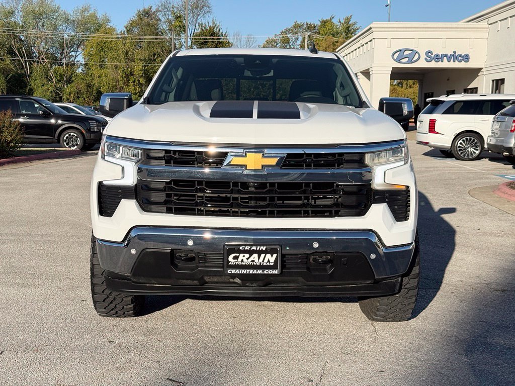 Used 2025 Chevrolet Silverado 1500 LT w/ Safety Package AWD/4WD image 2
