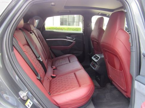 Used 2023 Audi e-tron S Premium Plus w/ Black Optic Package image 26