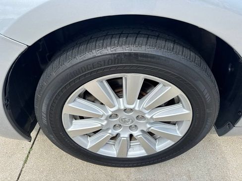 Used 2017 Toyota Sienna Limited AWD/4WD image 5