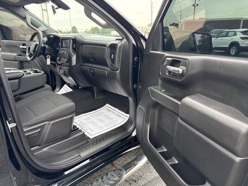 Used 2021 Chevrolet Silverado 1500 Custom RWD image 27