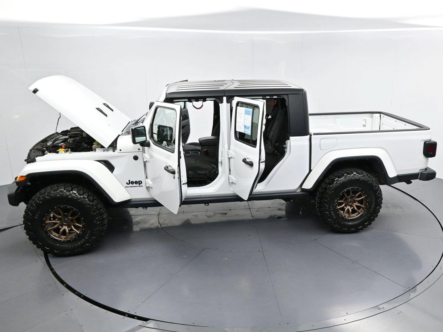 Used 2022 Jeep Gladiator Sport AWD/4WD image 39