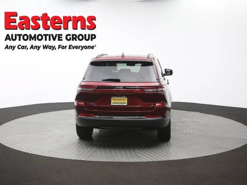 Used 2023 Jeep Grand Cherokee 4WD 4xe w/ Luxury Tech Group II image 40