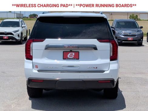Used 2023 GMC Yukon AT4 w/ Technology Package AWD/4WD image 7