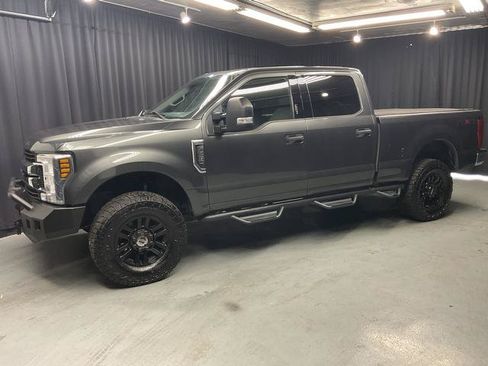 Used 2018 Ford F250 XLT AWD/4WD image 3