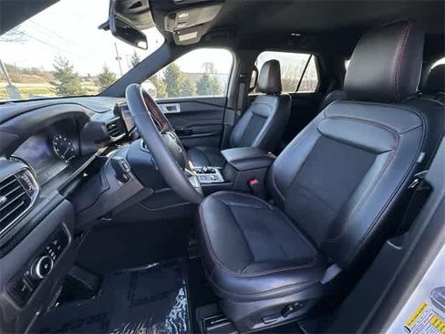 Used 2024 Ford Explorer ST-Line w/ Class IV Trailer Tow Package image 17