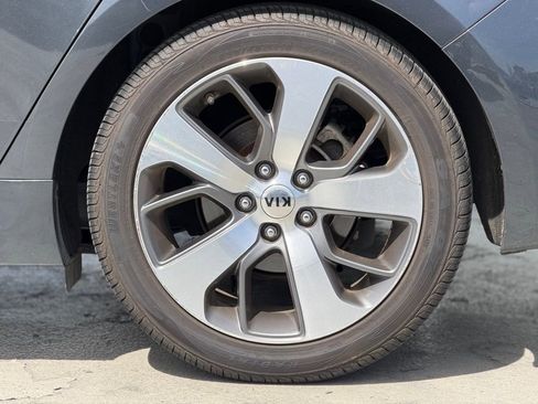 Used 2020 Kia Optima S image 2