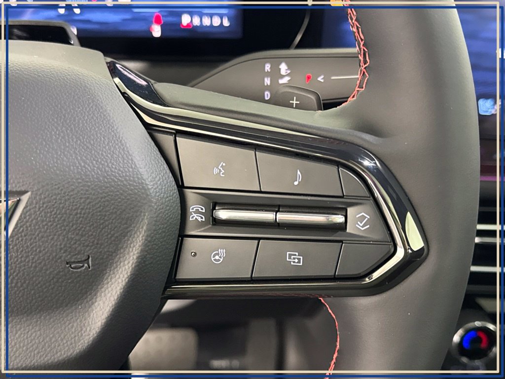 New 2027 Chevrolet Traverse RS AWD/4WD image 15