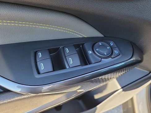 New 2026 Chevrolet Trax ACTIV w/ Sunroof Package image 20