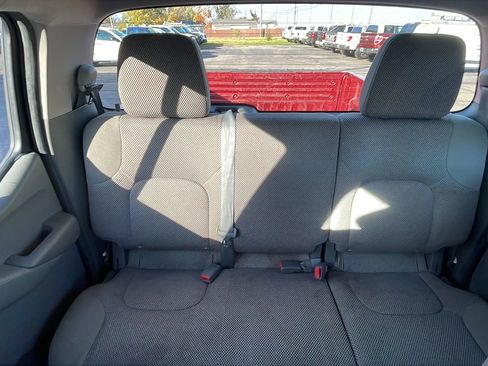 Used 2014 Nissan Frontier S image 13