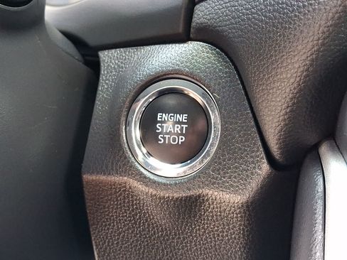 Certified 2025 Toyota RAV4 XLE AWD/4WD image 27