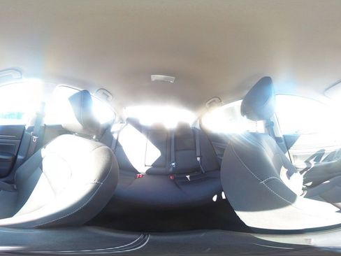 Used 2025 Nissan Altima 2.5 SV image 43