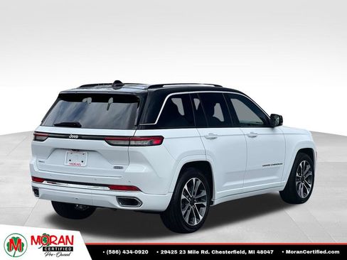 Used 2023 Jeep Grand Cherokee Overland AWD/4WD image 5
