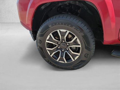 Used 2021 Toyota Tacoma TRD Sport w/ Technology Package AWD/4WD image 22